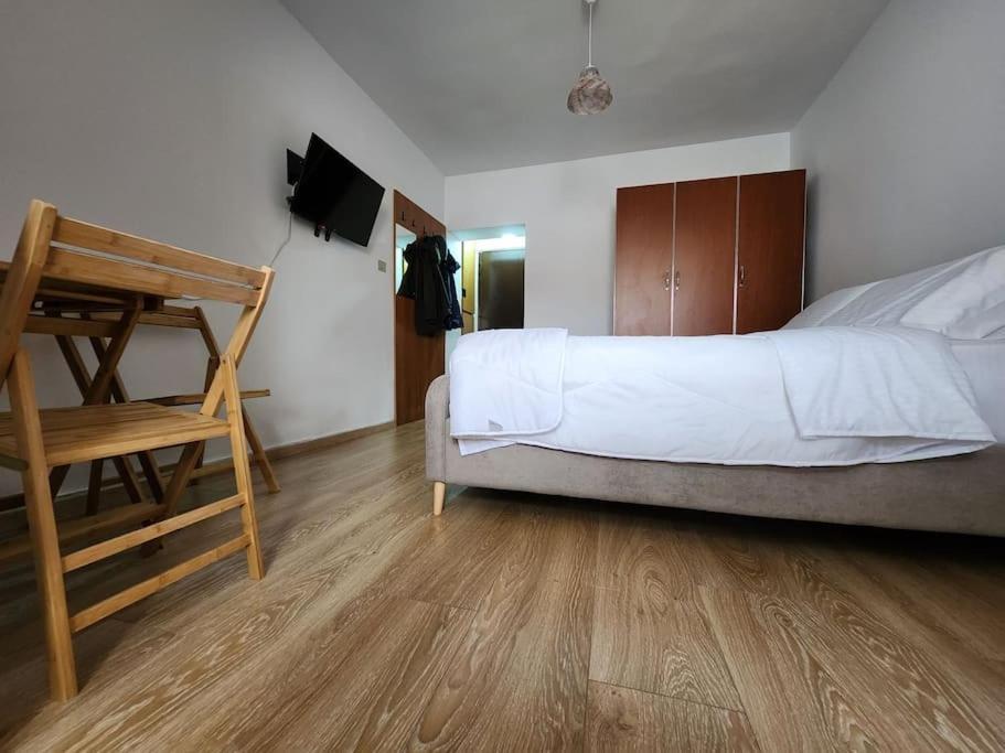 Andi'S Place-Comfy Studio-City Center تيرانا المظهر الخارجي الصورة