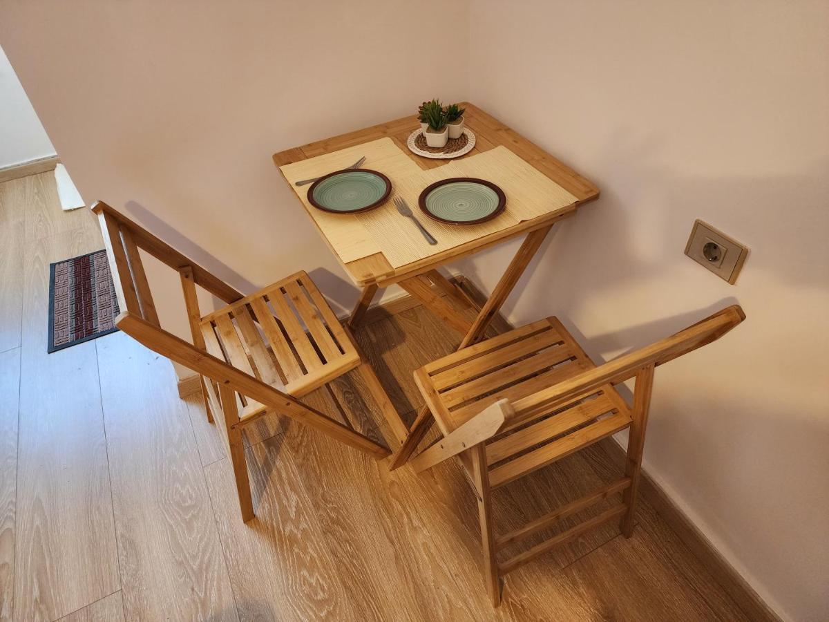 Andi'S Place-Comfy Studio-City Center تيرانا المظهر الخارجي الصورة