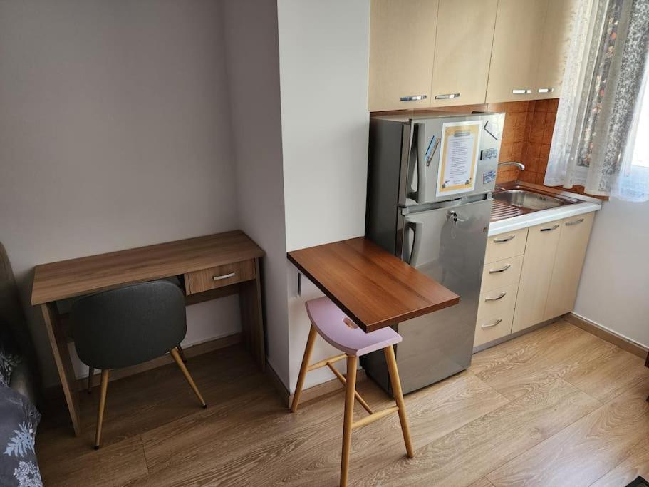 Andi'S Place-Comfy Studio-City Center تيرانا المظهر الخارجي الصورة